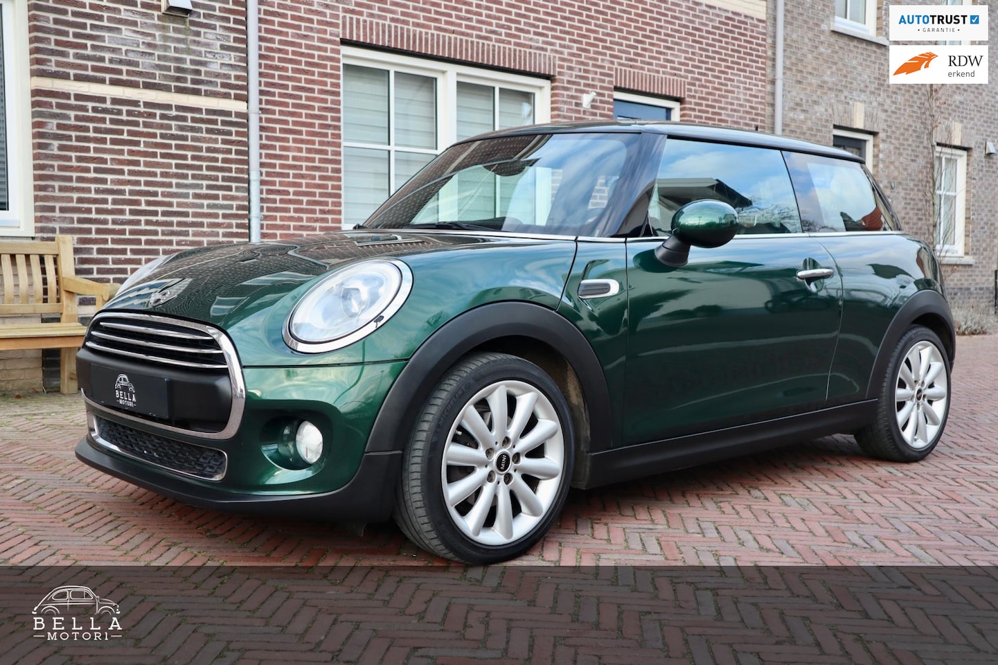 MINI One - Mini 1.2 | British Racing Green | Pepper pakket | 17” lichtmetalen velgen | Sportstoelen | - AutoWereld.nl