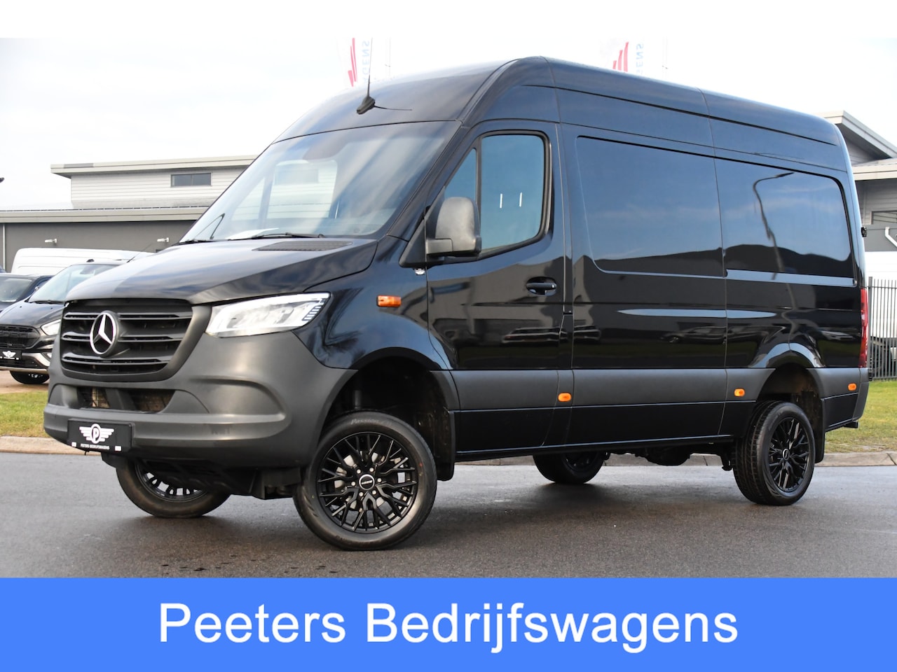 Mercedes-Benz Sprinter - 319 1.9 CDI L2H2 4x4 Black Edition Camera, Cruise, Carplay, LED, 190pk, Automaat, 4Matic, - AutoWereld.nl