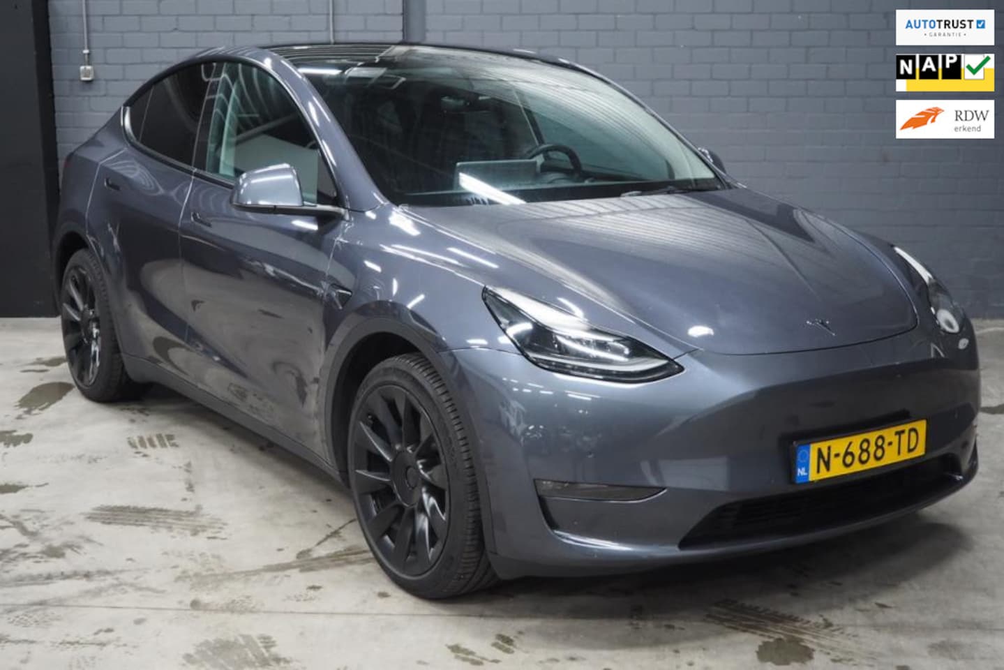 Tesla Model Y - Long Range AWD 75 kWh-Trekhaak- - AutoWereld.nl
