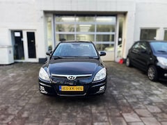 Hyundai i30 - 1.6i Dynamic Luxe