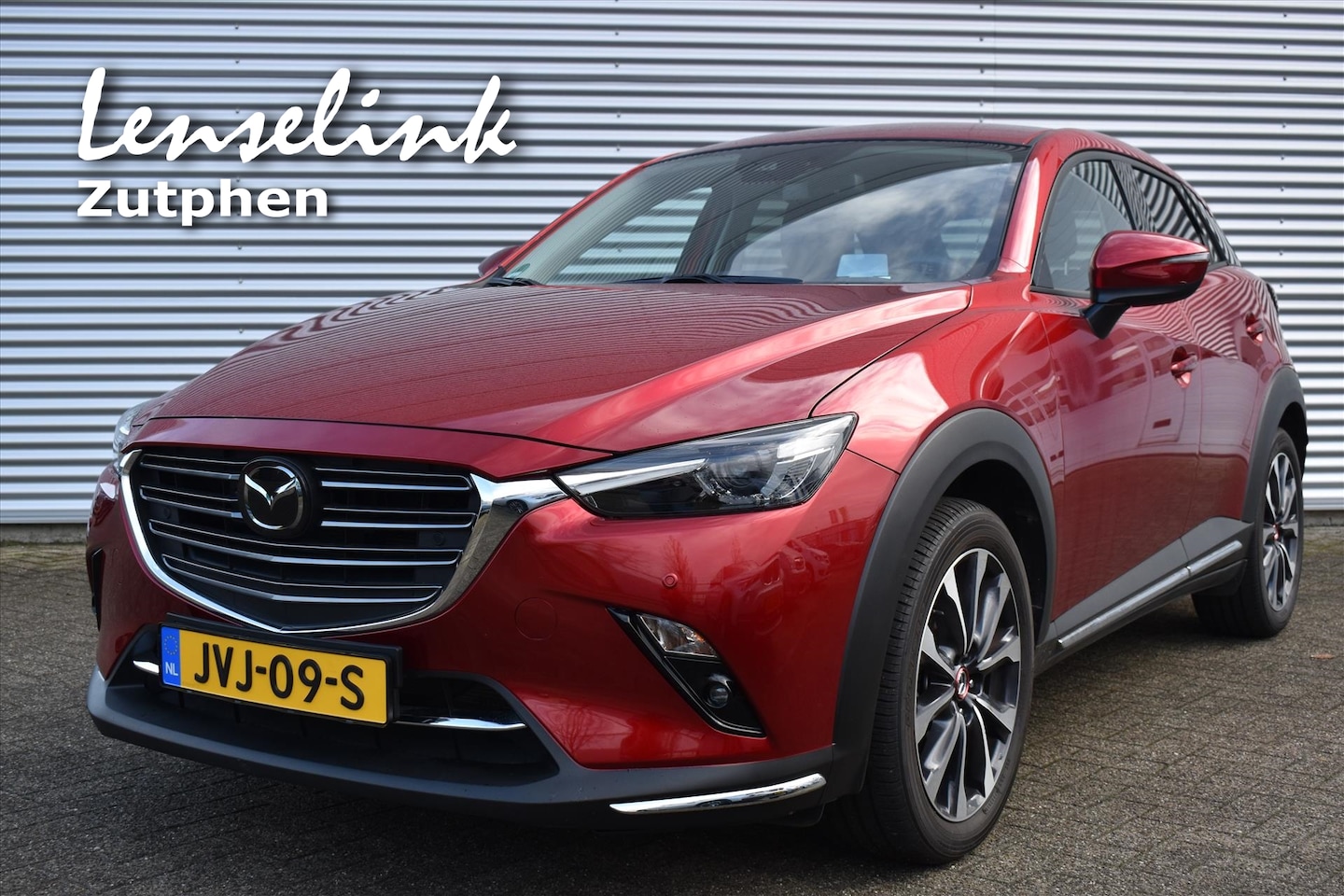 Mazda CX-3 - 2.0 SKYACTIV-G 120pk GT-M AUTOMAAT | Uniek door km-stand | Afn trekhaak | Navi | Half lede - AutoWereld.nl