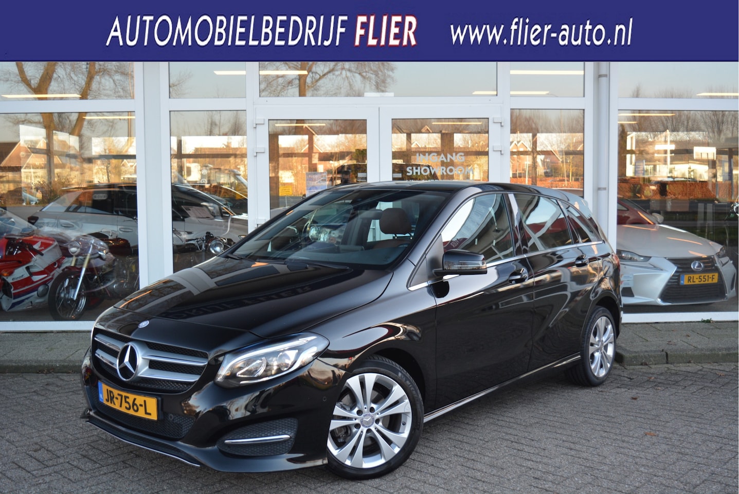 Mercedes-Benz B-klasse - 200 Prestige ✅ Trekhaak ✅ StoelVW ✅ Leder ✅ Clima ✅ PDC ✅ Orig. NL ✅ NAP - AutoWereld.nl