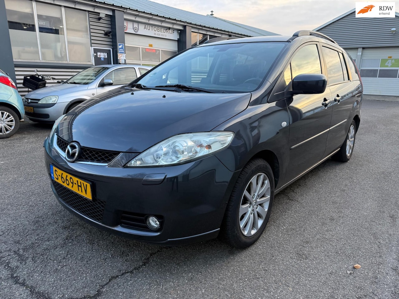 Mazda 5 - 2.0 Active 2.0 Active (7 PERSONEN) Airco (APK TOT 06-02-2027) - AutoWereld.nl
