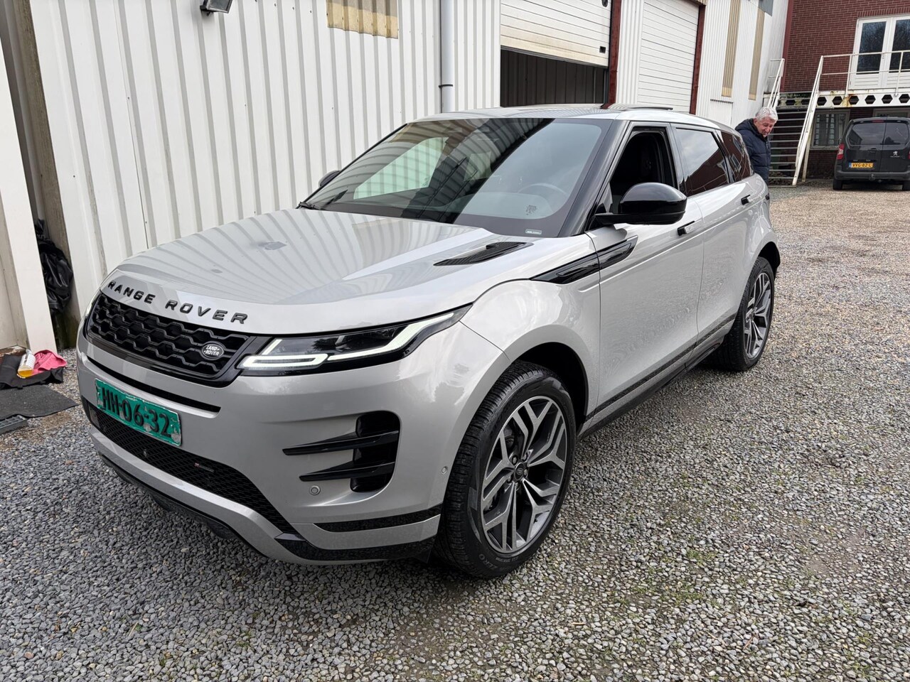 Land Rover Range Rover Evoque - 1.5 P300e AWD R-Dynamic SE 1.5 P300e AWD R-Dynamic SE - AutoWereld.nl