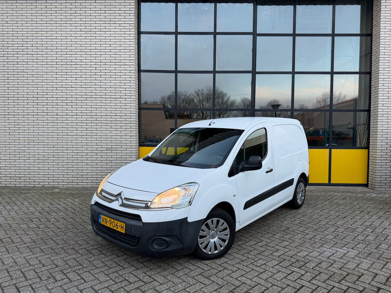 Citroën Berlingo - 1.6 HDI 500 Comfort Economy 1.6 HDI 500 Comfort Economy - AutoWereld.nl