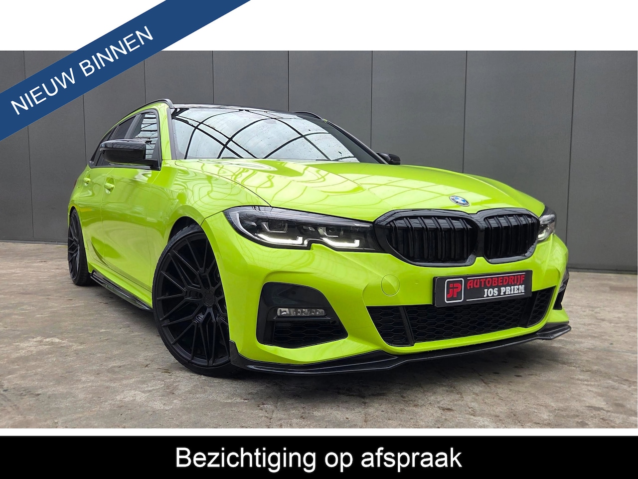 BMW 3-serie Touring - 318i M-Performance * 20 INCH * 330 PK * EYE-CATCHER !! - AutoWereld.nl