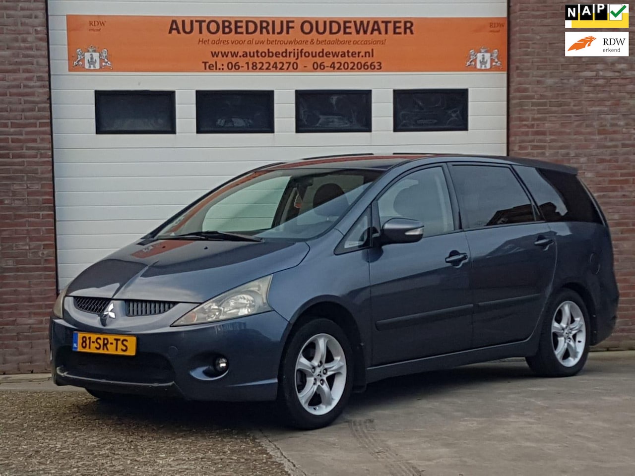 Mitsubishi Grandis - 2.4-16V Intense 7 persoons - AutoWereld.nl