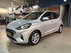 Hyundai i10 - 1.0i 67pk Comfort Smart | Apple carplay / Android auto | Navigatie | Camera | Armsteun | B
