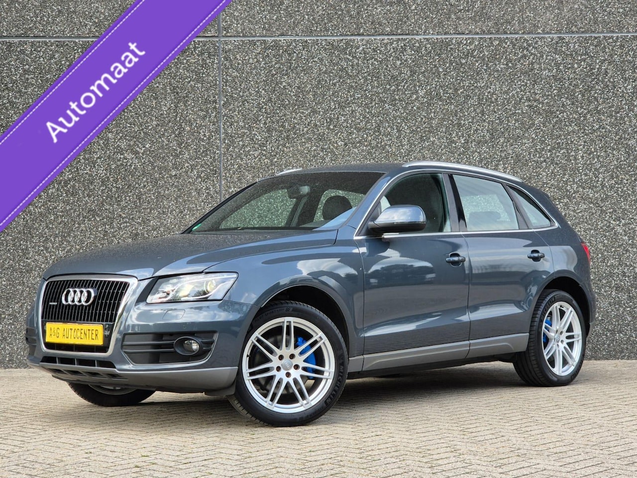 Audi Q5 - 3.2 FSI Quattro/20''/270PK/Led/Navi/Youngtimer/Vol - AutoWereld.nl