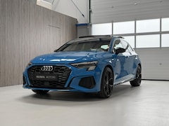 Audi A3 Sportback - 45 TFSI e S edition Competition 245PK - S LINE - RS STOELEN - PANORAMADAK - TURBO BLAUW