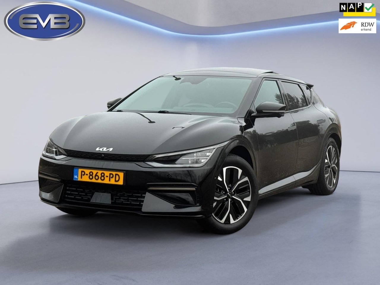 Kia EV6 - GT-Line 77.4 kWh panoramadak, soh waarde 100 procent, trekhaak, meridian, alle opties, 1 e - AutoWereld.nl