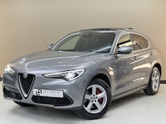 Alfa Romeo Stelvio - 2.0 T AWD Super, 200Pk, 2017, BTW auto, 1ste eigenaar, Panoramadak, Sportstoelen, Harman k