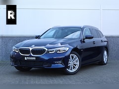 BMW 3-serie Touring - 330e Business Edition Plus Individual / Leder / LED /