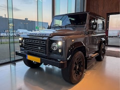 Land Rover Defender 90 - "Rough 18", trekhaak, leder, stoelverw. navi, grijs kenteken