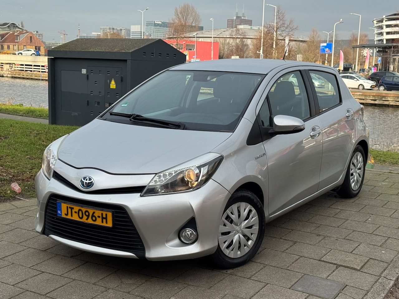 Toyota Yaris - 1.5 Hybrid Lease Limited - AutoWereld.nl