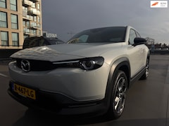 Mazda MX-30 - E-SkyActiv 145 First Edition 36 kWh Vol Optie Carplay Camera Adaptief Cruise Memory Stoele