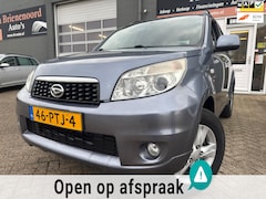 Daihatsu Terios - 1.5 2WD Tour van 3de Eigenaar met trekhaak en airco en zeer goed onderhouden
