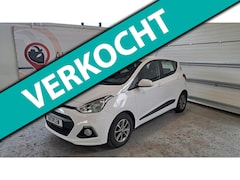 Hyundai i10 - 1.0i i-Motion Premium