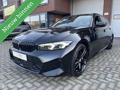 BMW 3-serie Touring - 330e xDrive M-PAKKET*PANO-DAK*ACC*LED