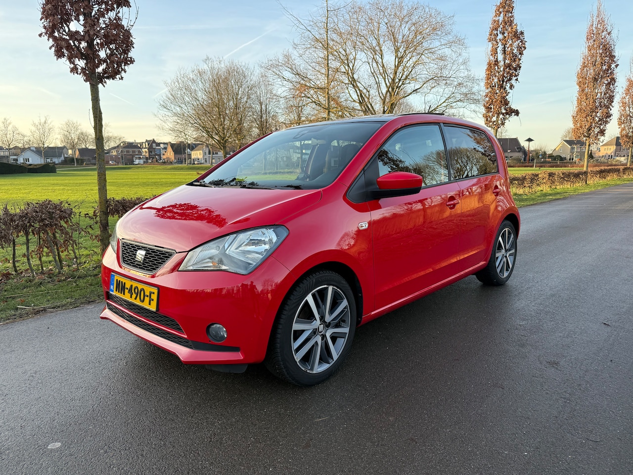 SEAT Mii - 1.0 Sport Connect Schuif- en kanteldak | Climate Control | Parkeersensoren | Bluetooth | Cruise Control - AutoWereld.nl
