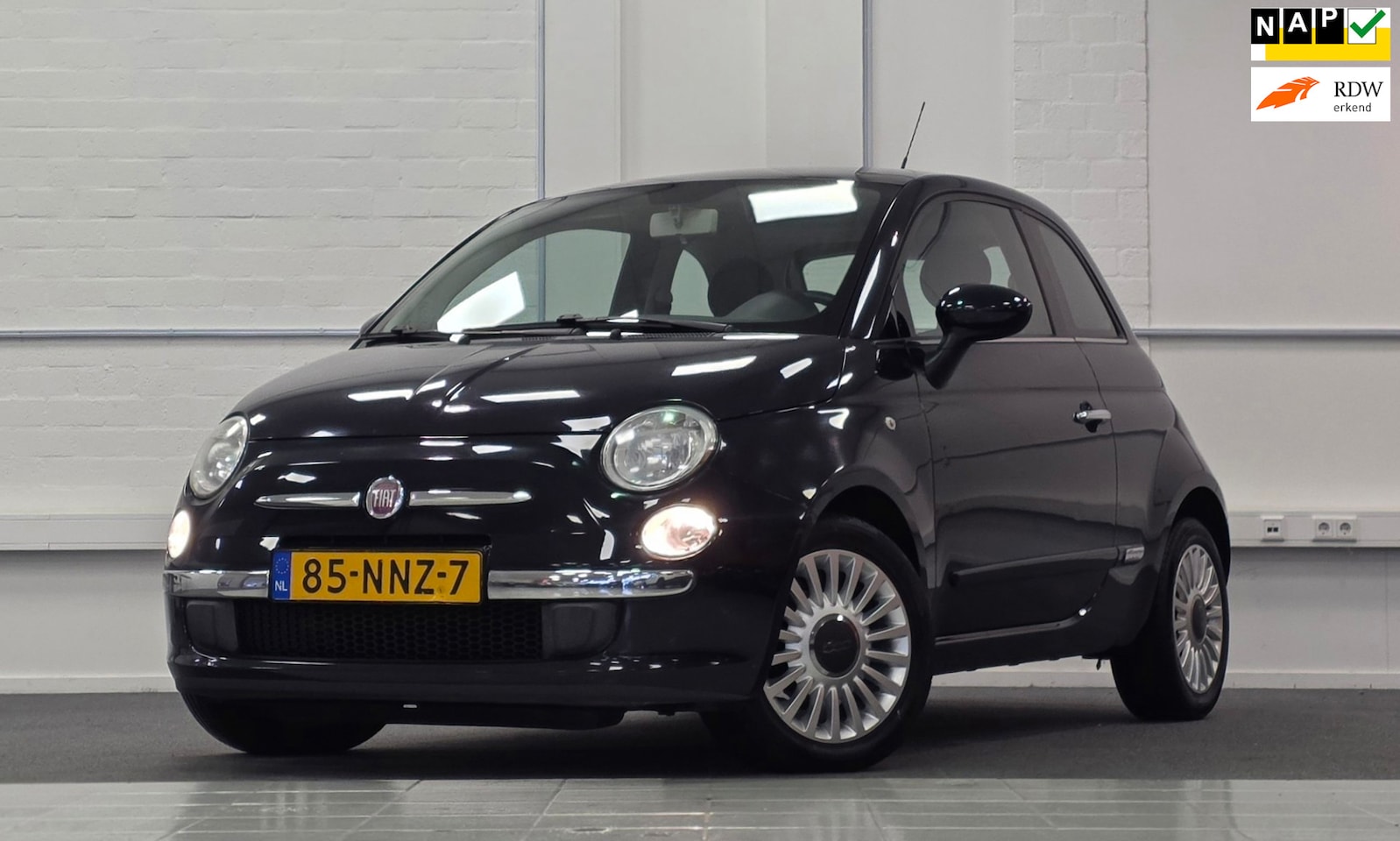 Fiat 500 - 1.2 Lounge Automaat Airco Panodak Garantie Leuk! - AutoWereld.nl