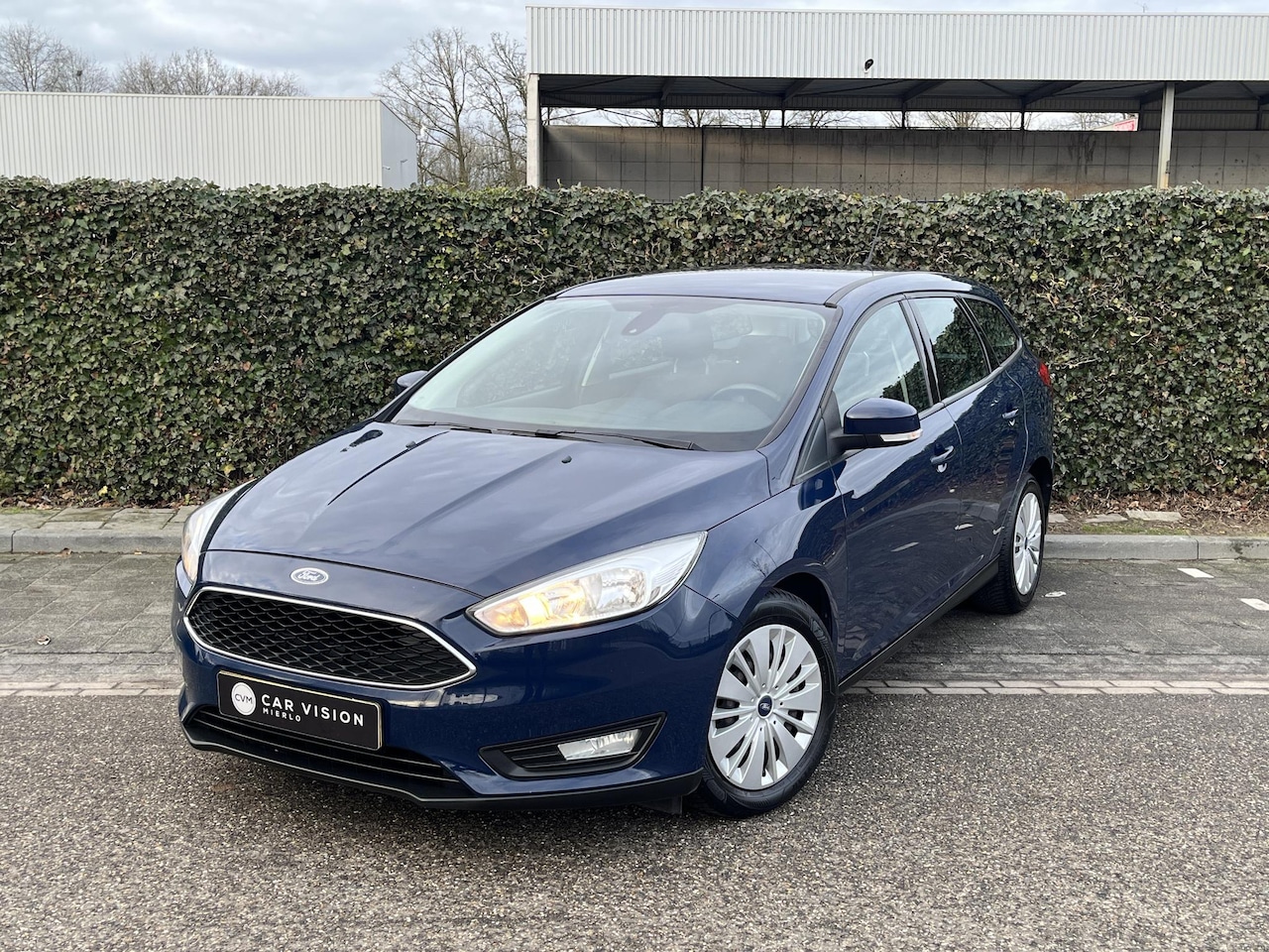 Ford Focus Wagon - 1.0 Edition * Navi * Nieuwe Distr. * Garantie - AutoWereld.nl