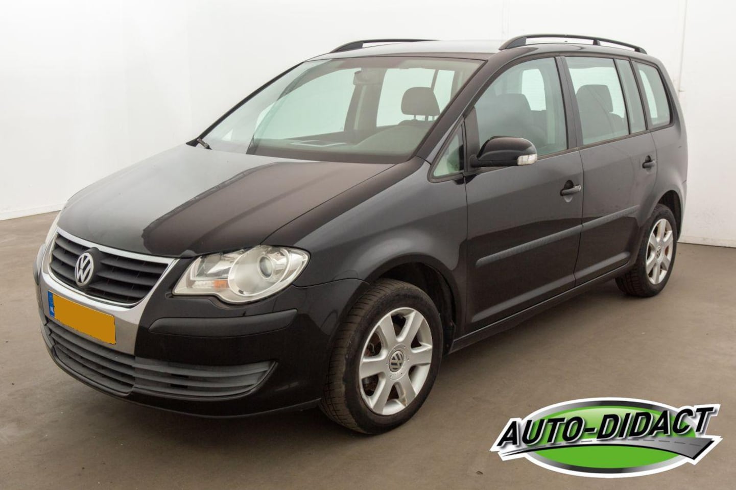 Volkswagen Touran - 1.9 TDI Clima Navi - AutoWereld.nl