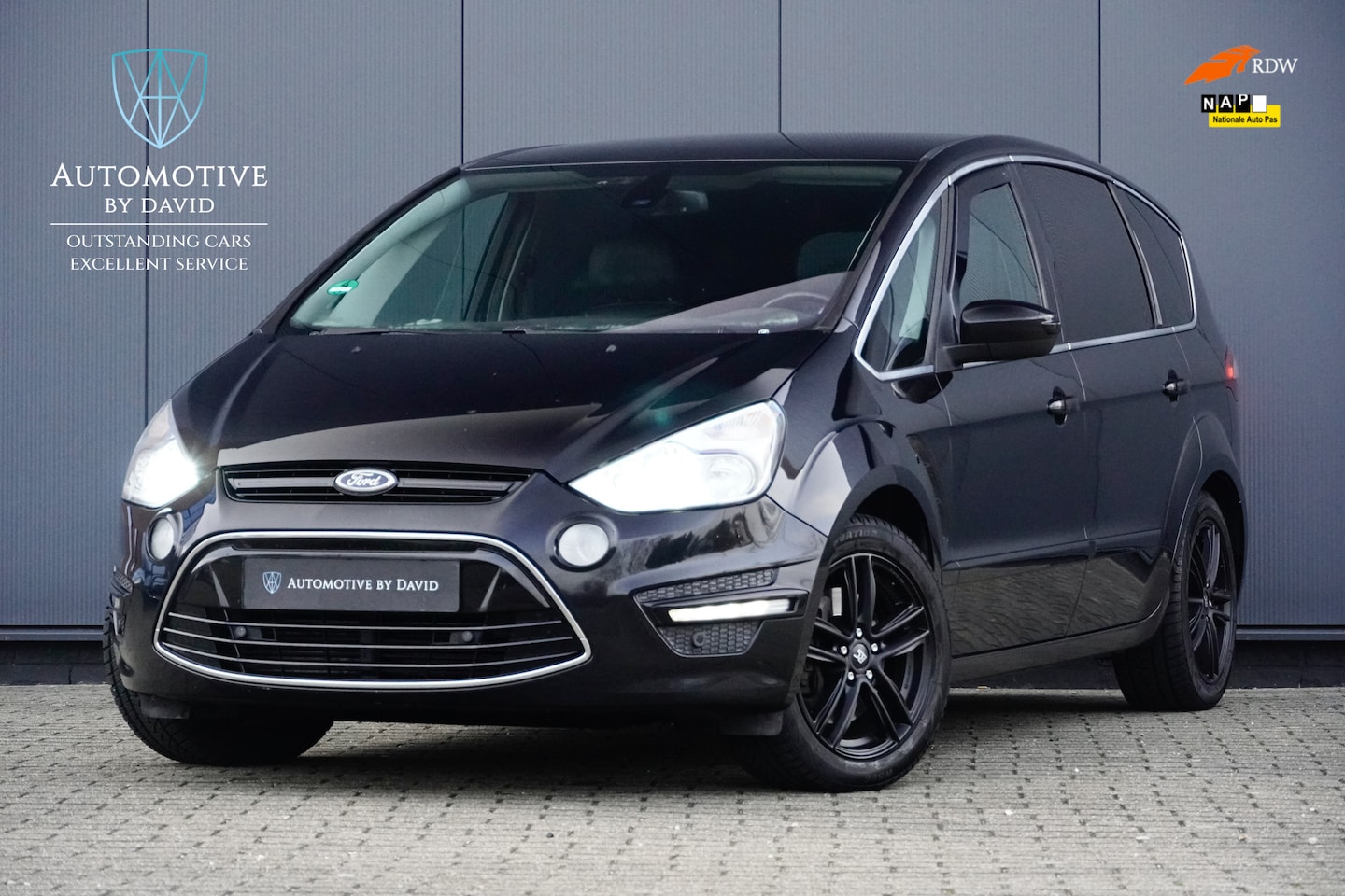 Ford S-Max - 2.0 SCTI 240 pk TITANIUM POWERSHIFT AUTOMAAT / MEENEEMPRIJS / LEDER / APPLE CARPLAY / ANDR - AutoWereld.nl