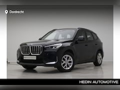 BMW iX1 - xDrive30 67 kWh | Camera | Stoelverwarming | M Adaptief onderstel | Winter+Zomerset