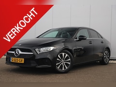 Mercedes-Benz A-klasse - 180 d Business Solution Automaat Half Leder Sportstoelen Widescreen Navigatie Carplay Andr