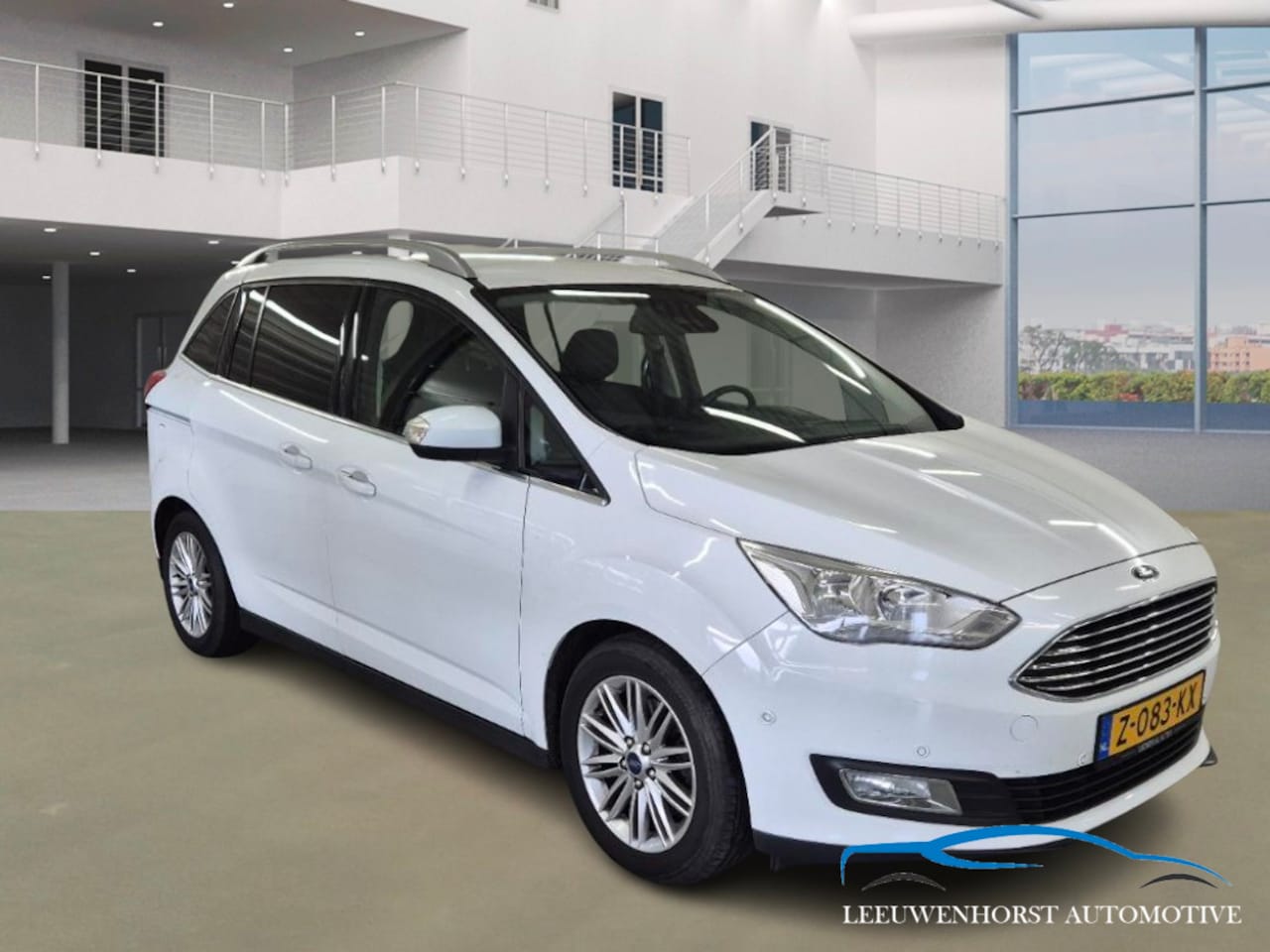 Ford Grand C-Max - 1.0 Titanium 7 zits, Camera, navi, 2 x PDC, stoelverwarming, climate, cruise, - AutoWereld.nl