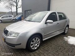 Skoda Fabia - 1.4-16V / Airco / Automaat / distributie vervang