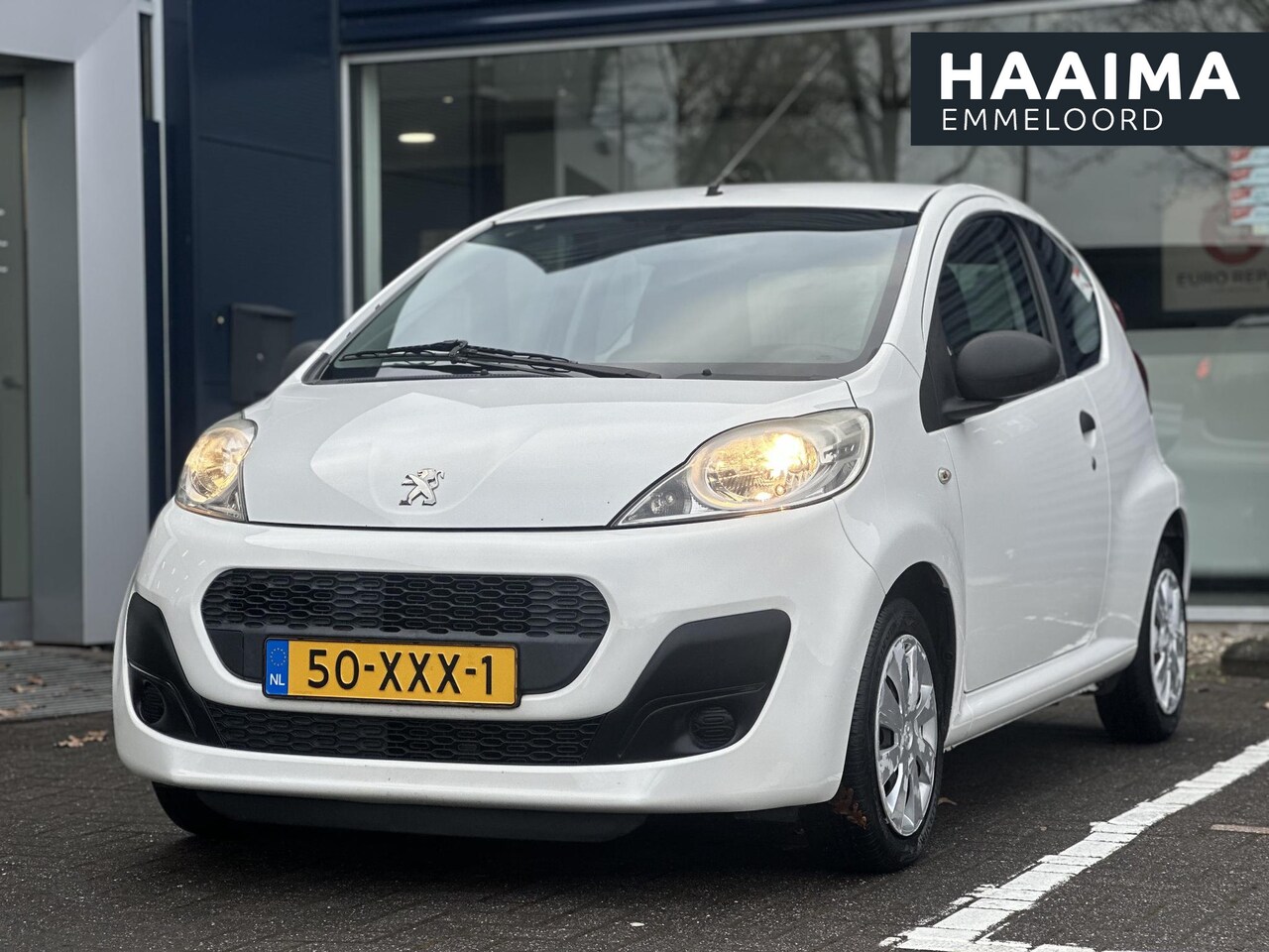 Peugeot 107 - 1.0 Access Accent | Airco | Allseason banden | Stuurbekrachtiging | radio-CD/MP3 speler | - AutoWereld.nl