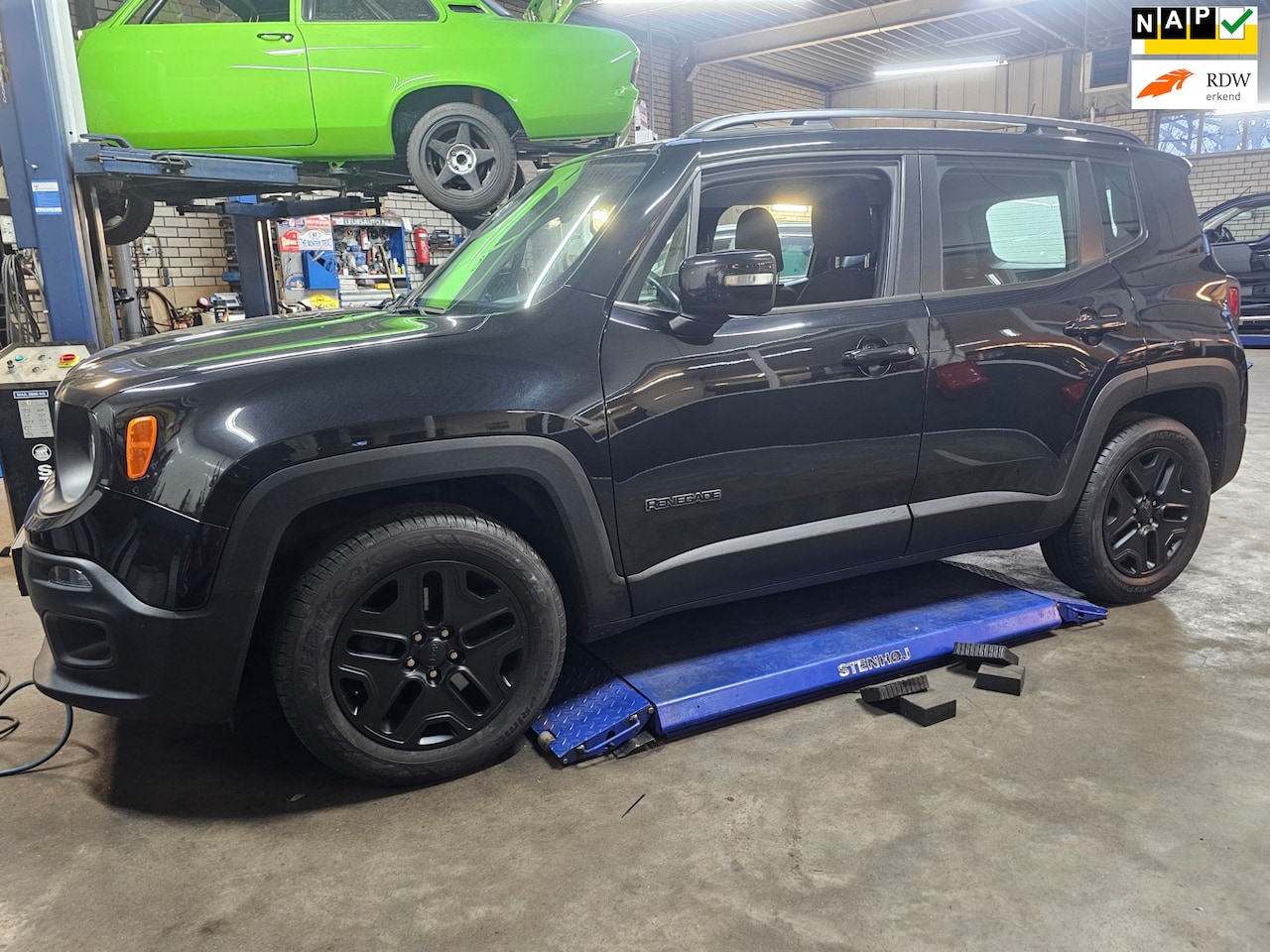 Jeep Renegade - 1.4 MultiAir Longitude Navi/Pdc - AutoWereld.nl