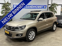 Volkswagen Tiguan - 1.4 TSI Sport&Style // Panodak // pdc // Keyless