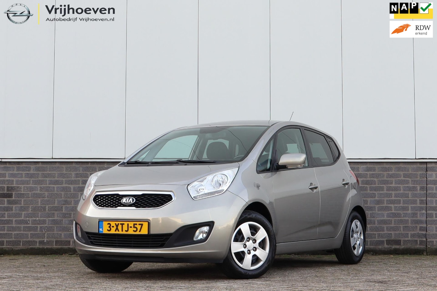 Kia Venga - 1.4 CVVT ExecutiveLine Navi Trekhaak - AutoWereld.nl