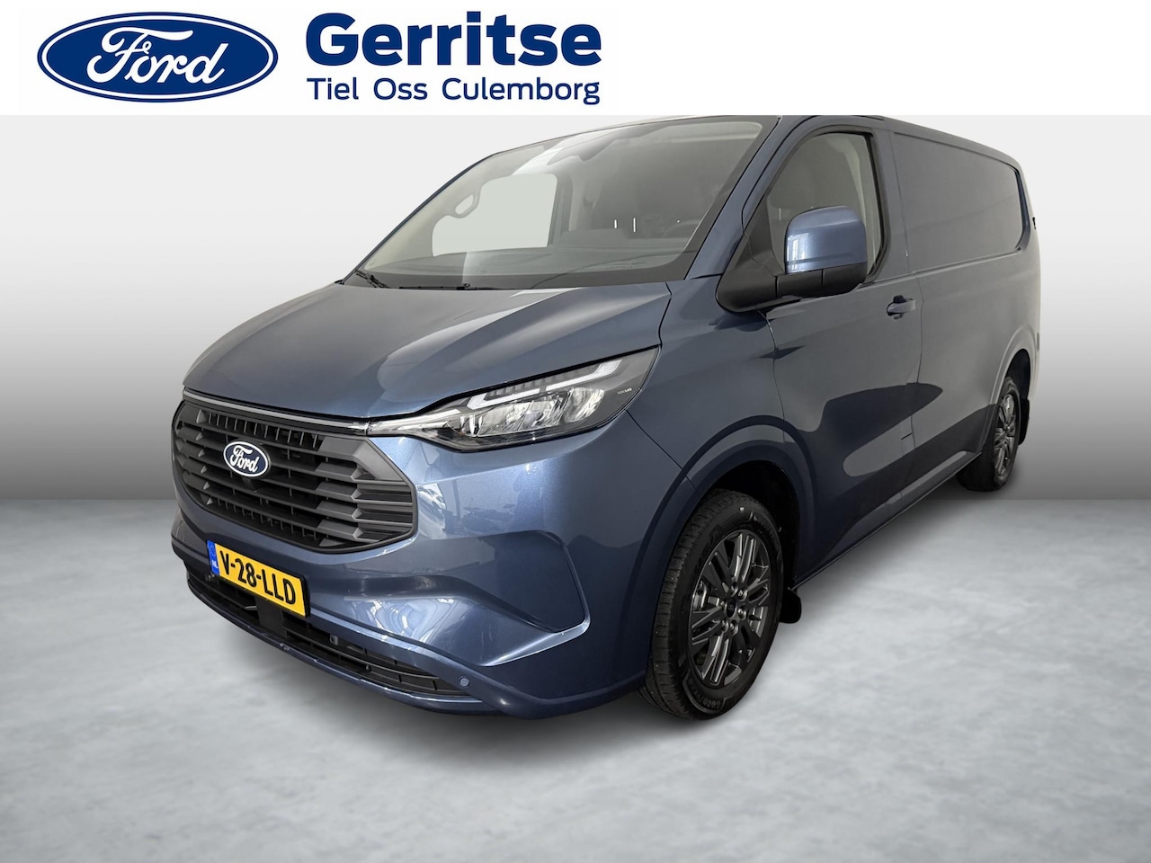 Ford Transit Custom - 320 2.5 PHEV L1H1 Limited met o.a. B&O audio, 17 inch lichtmetalen velgen, Een achteruitri - AutoWereld.nl