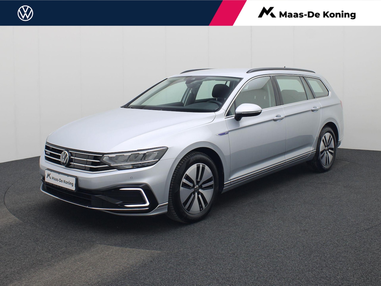 Volkswagen Passat Variant - 1.4TSI 160kW/218PK PHEV GTE Business DSG · Navigatie · Apple/Android Car Play · Camera + P - AutoWereld.nl