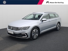 Volkswagen Passat Variant - 1.4TSI 160kW/218PK PHEV GTE Business DSG · Navigatie · Apple/Android Car Play · Camera + P