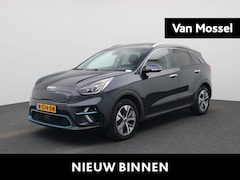Kia e-Niro - DynamicPlusLine 64 kWh | Panoramadak | Camera | Stoel + Stuurverwarming | Navigatie |