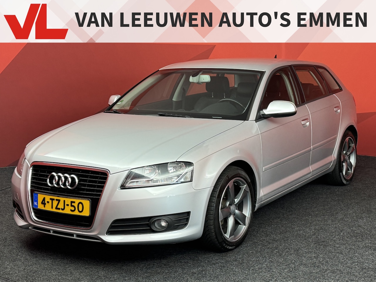 Audi A3 Sportback - 1.4 TFSI Ambition Advance | Cruise control | Electronic climate controle | Voorstoelen ver - AutoWereld.nl