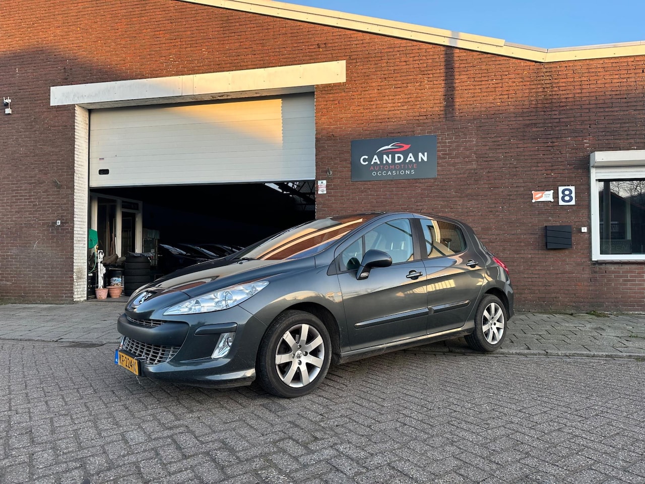 Peugeot 308 - 1.6 THP XT | Panoramadak | Lees Advertentie - AutoWereld.nl