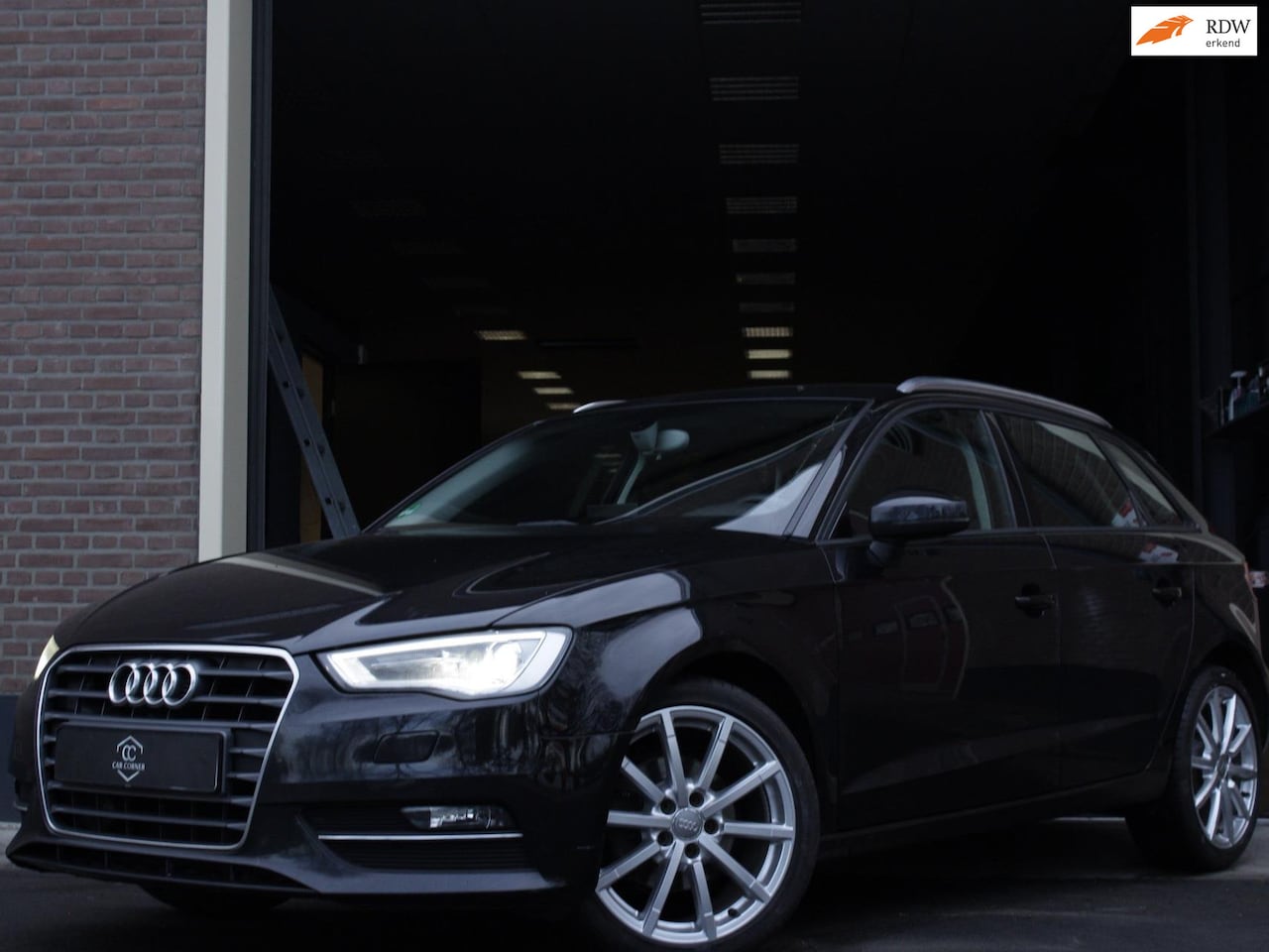 Audi A3 Sportback - 1.4 TFSI |S-Line Velgen18”|Xenon|PDC|Cruise|MMI| - AutoWereld.nl