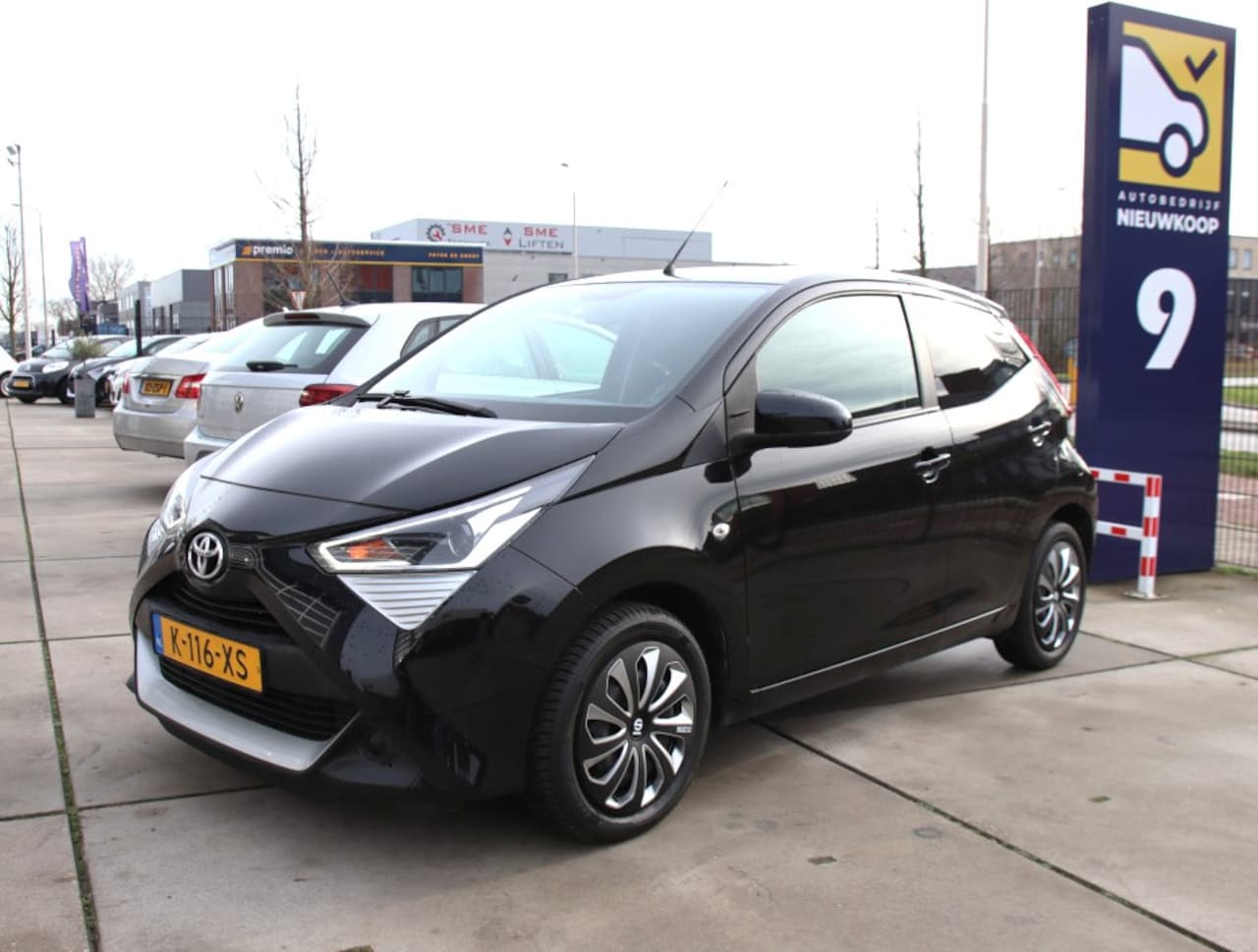 Toyota Aygo - 1.0 VVT-i x-play Sparco Carplay-Camera, NL auto, Airco, 5 drs Prijspakker! - AutoWereld.nl