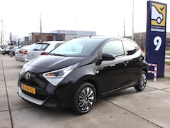 Toyota Aygo - 1.0 VVT-i x-play Sparco Carplay-Camera, NL auto, Airco, 5 drs Prijspakker