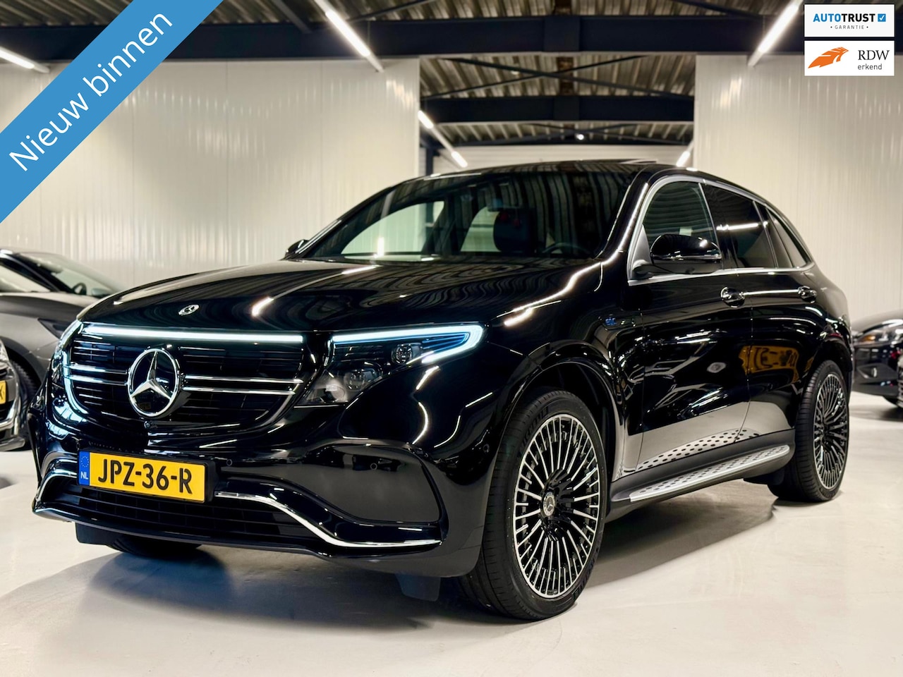 Mercedes-Benz EQC - 400 4MATIC AMG Line 80 kWh Trekhaak! - AutoWereld.nl