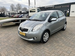 Toyota Yaris - 1.0 VVTi + Zeer Nette Auto - Airco