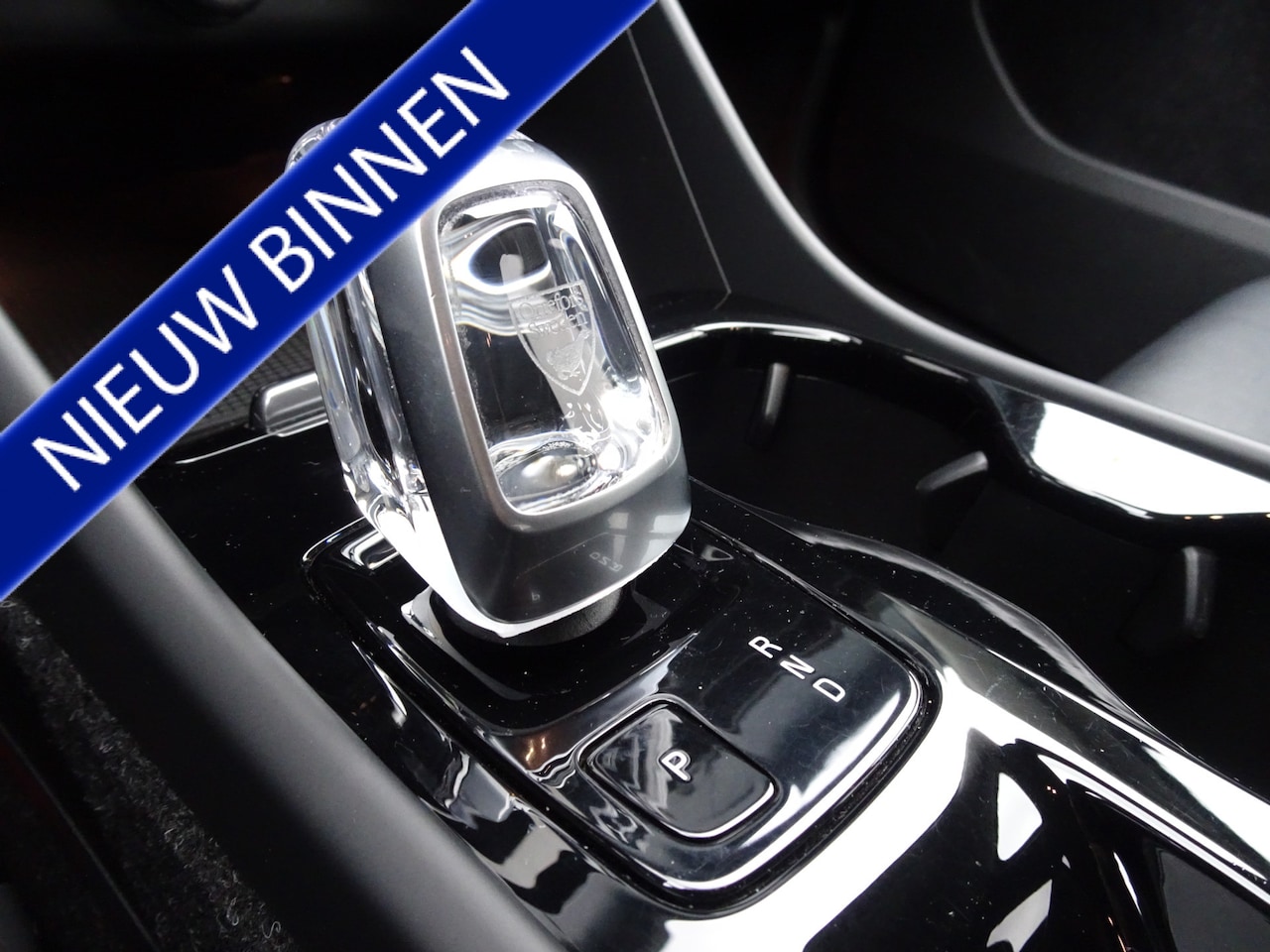 Volvo XC40 - Recharge P8 AWD R-Design soh 91% - AutoWereld.nl