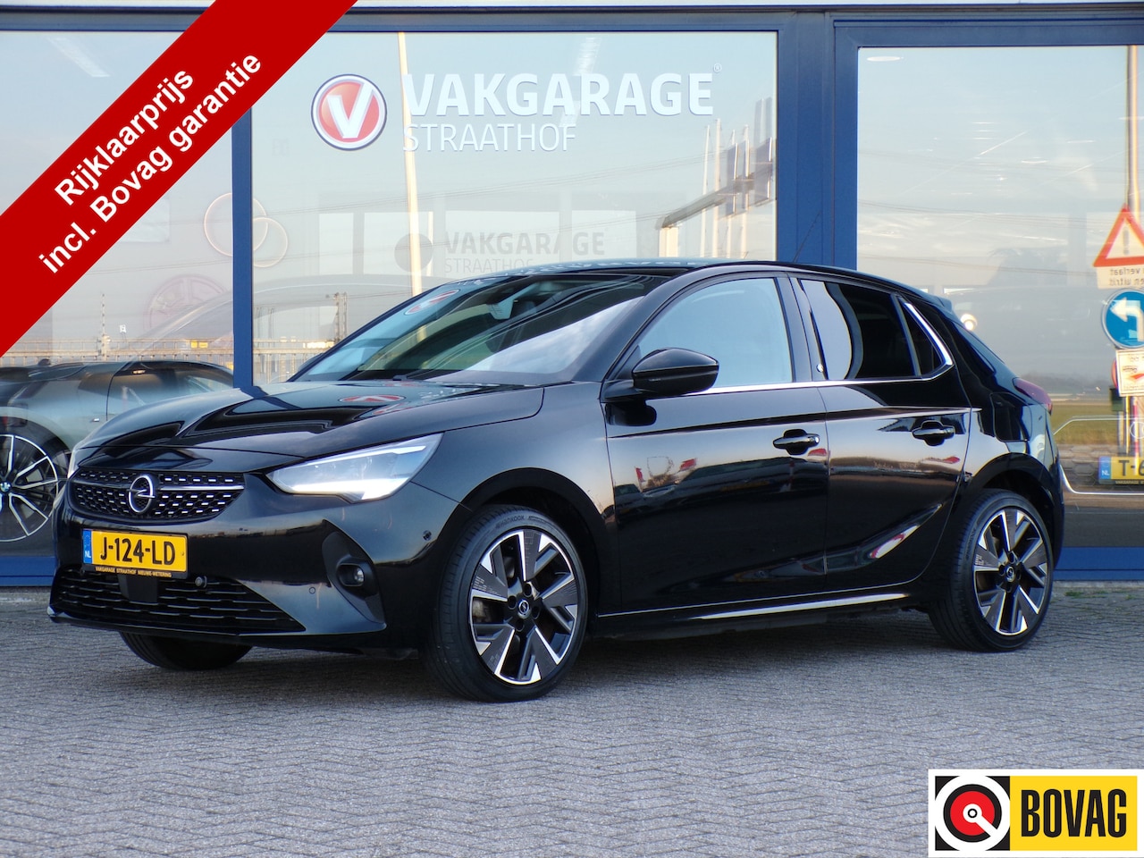 Opel Corsa-e - Elegance 50 kWh Elegance 50 kWh, SOH 91.6 % / Carplay + Android auto / Keyless / Sensoren + Camera / Clima - AutoWereld.nl