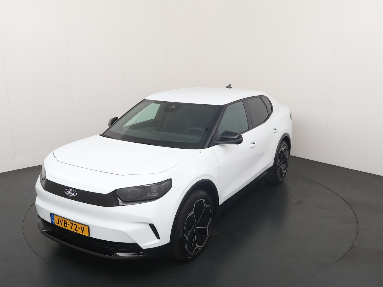 Ford Capri - Ext Range RWD 77 kWh PREMIUM Trekhaak I 21"LM | Driver Ass. Pack | B&O | AGR Stoelen I - AutoWereld.nl